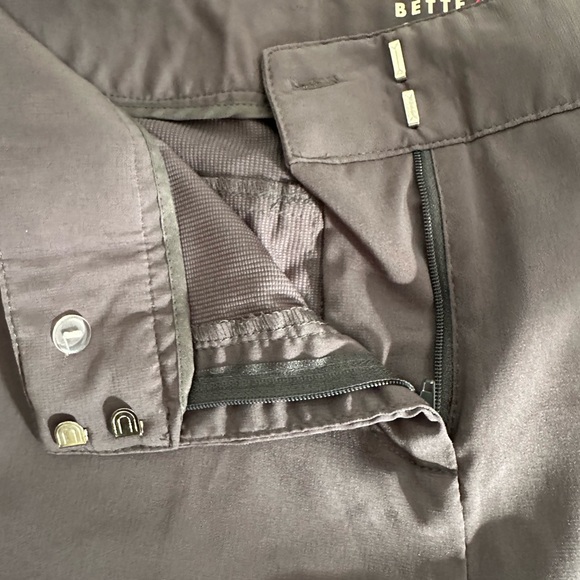 Dark taupe color size 12 shorts lightweight by Bette and Court. 3 pockets total. - Picture 4 of 6